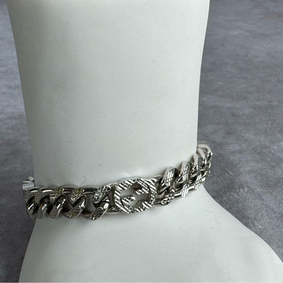 Gucci Sterling Silver Interlocking G Chain Bracelet - Picture 3 of 9